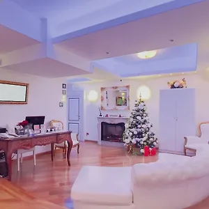 5* Πανσιόν Maison Spagna