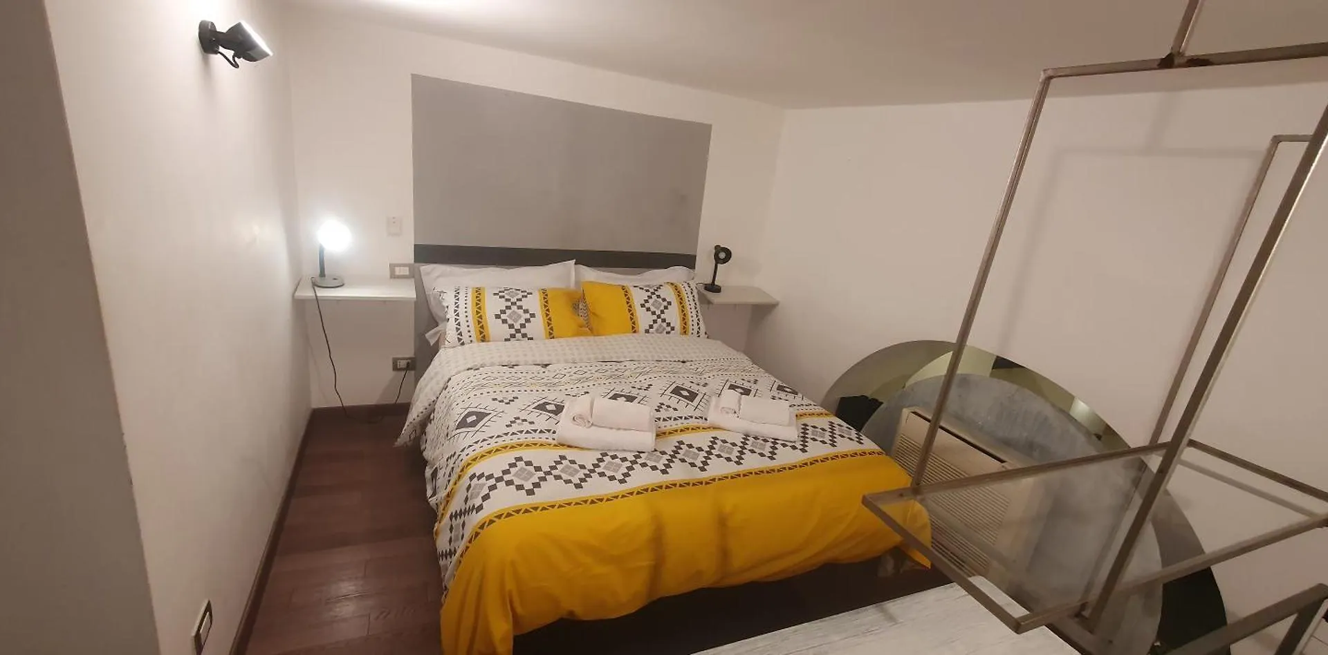 Apartment Domus Loft Colosseum - Rione Monti Rome Italy